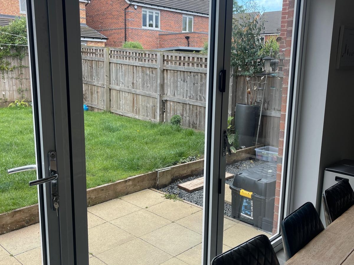 Bifold door handle detail